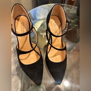 Black Badgley Mischka Rhinestone Women's pumps